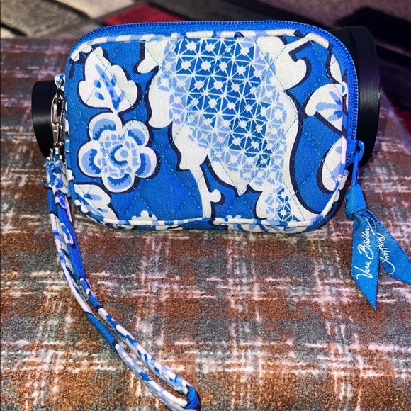 Vera Bradley Handbags - Vera Bradley Blue and White Patterned Wristlet